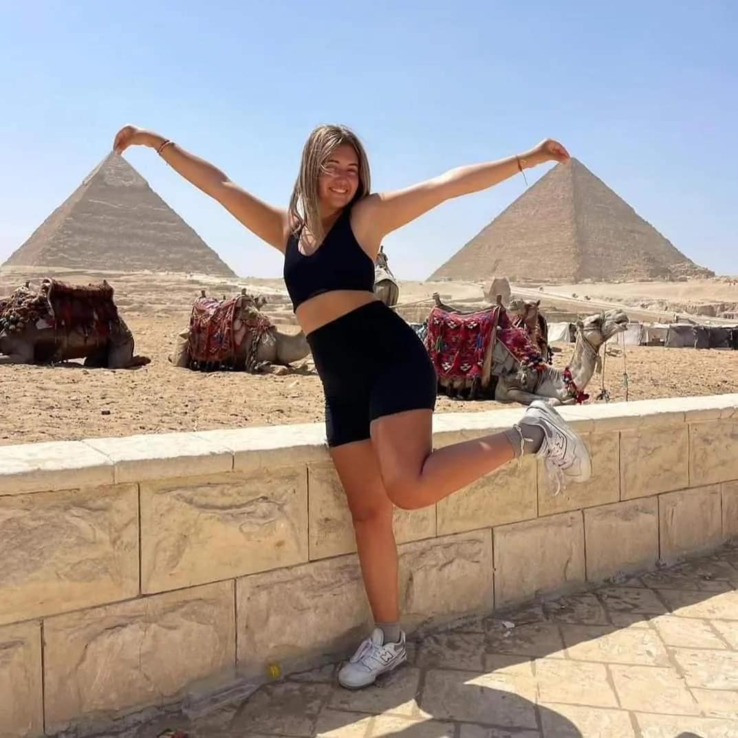 Mesho Falcon Pyramids View Inn Kafret el-Gabal Exterior foto